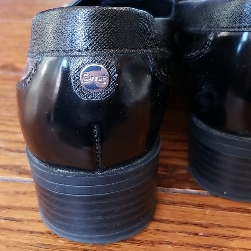 Loafers - Picture 4 of 5